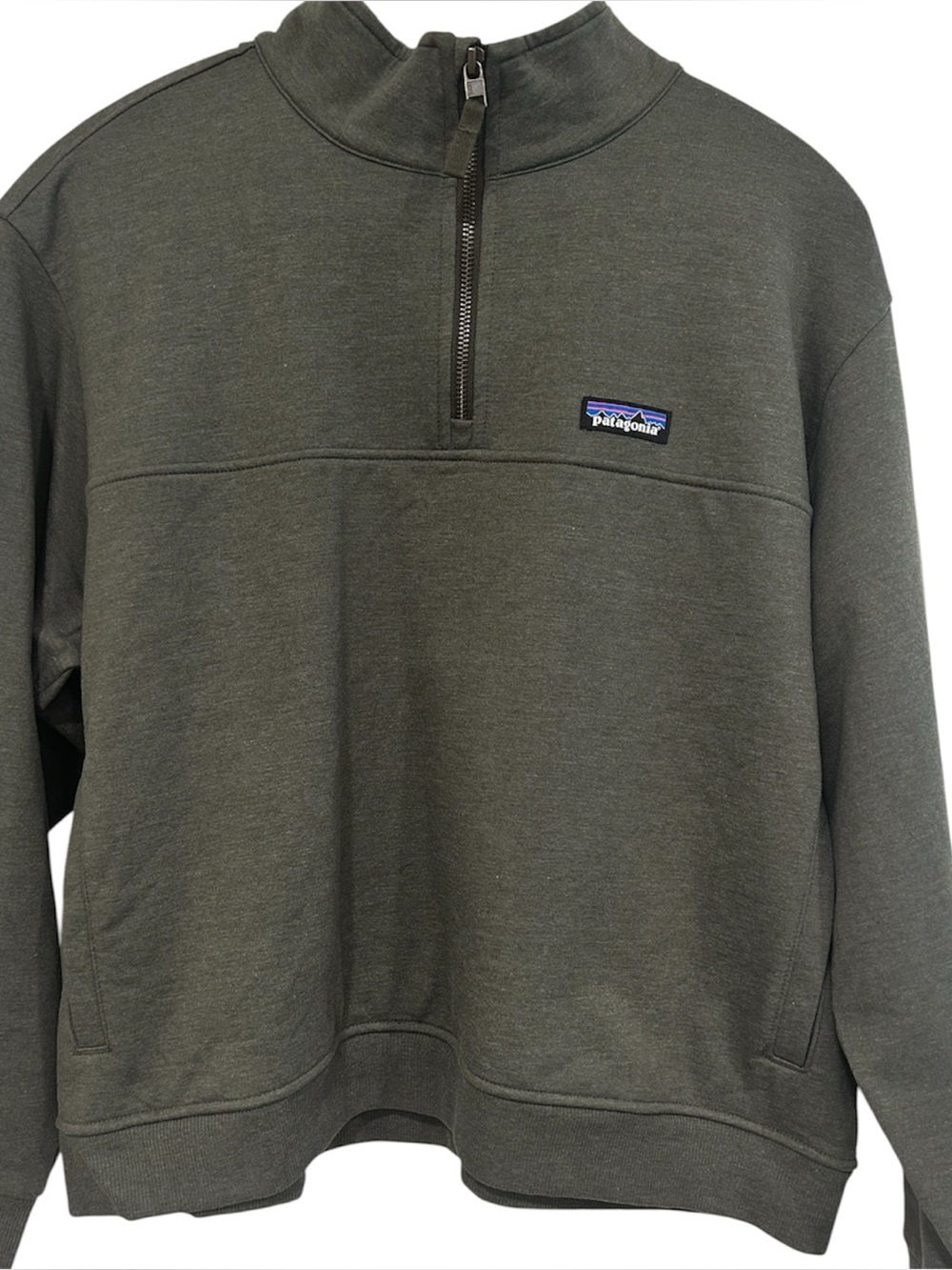 Patagonia Olive Green Half-Zip Sweatshirt  pockets relaxed cozy outdoor